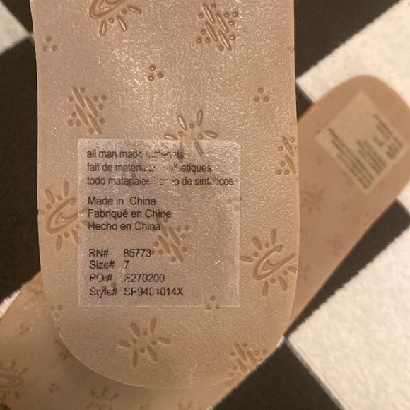 O’Neill sandals - Picture 2 of 3